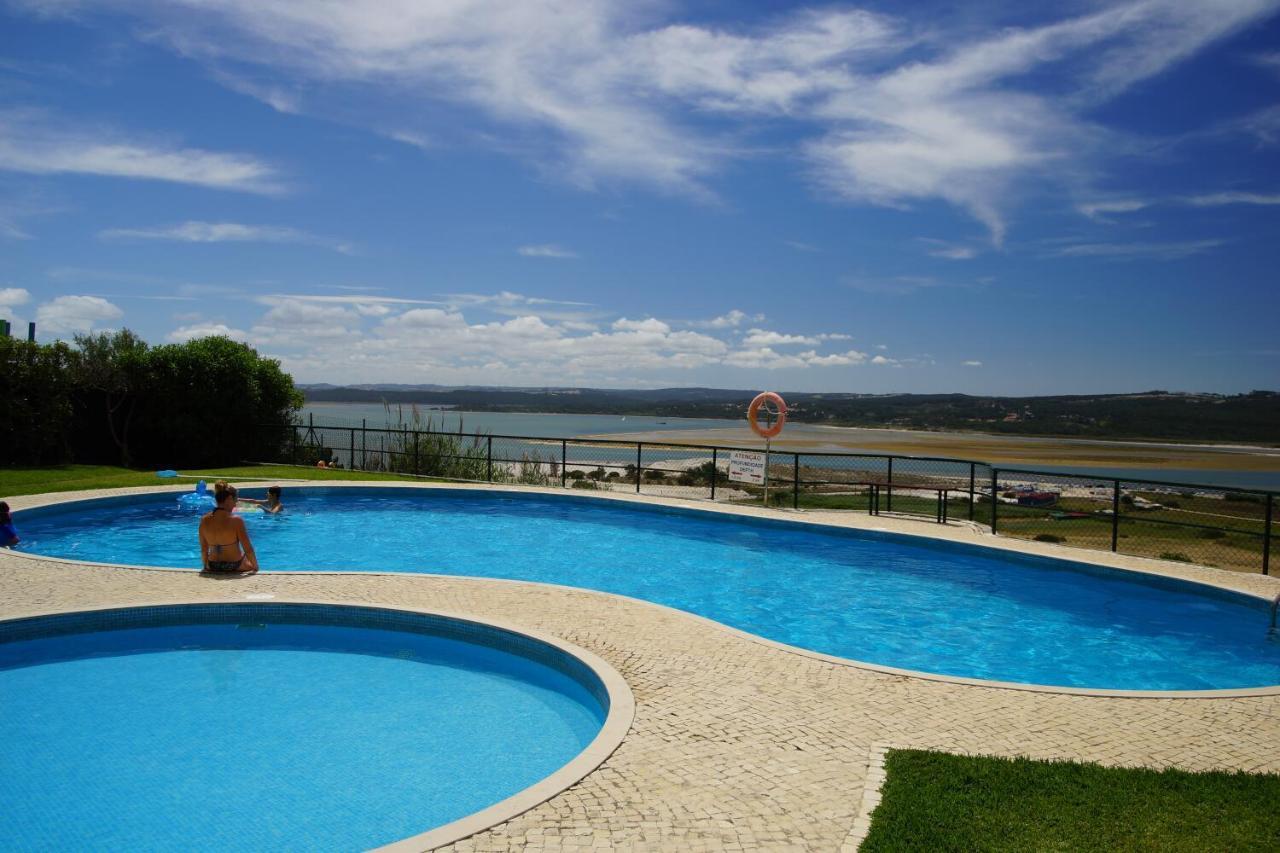 Casa Feliz Obidos Lagoon And Sea View Foz do Arelho Bagian luar foto